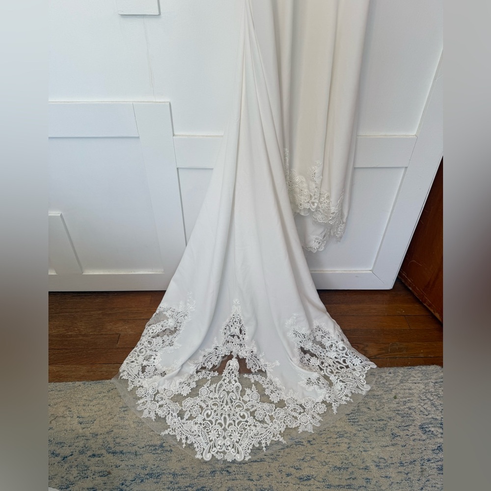 Enzoani Juri Wedding Dress - Picture 6 of 14